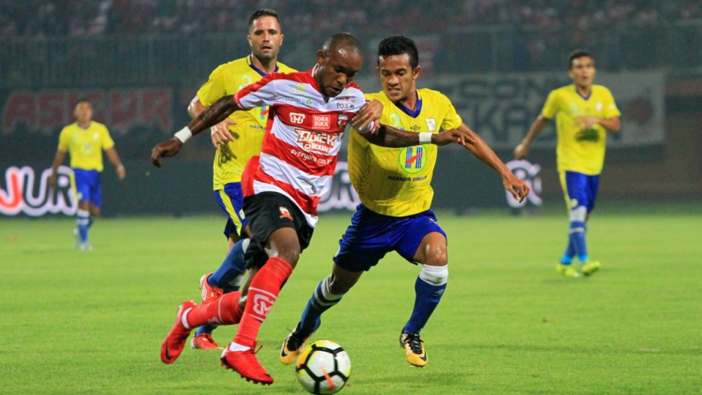 Saksikan! Duel Sengit Madura United vs Barito Putera!