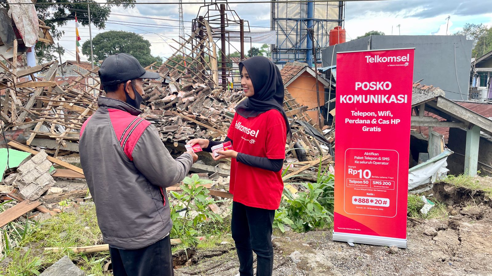 Desa Terpencil di Cianjur Kini Terhubung Jaringan Telkomsel!