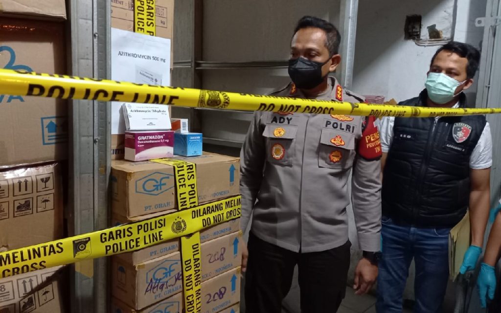 Penggerebekan Mengejutkan! Gudang Obat Ilegal di Bojongsoang