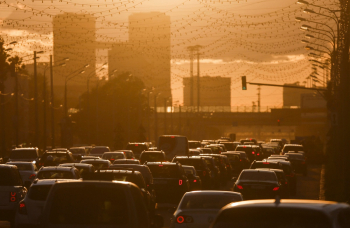 Bandung Macet Parah!  Lonjakan Kendaraan Menggila!