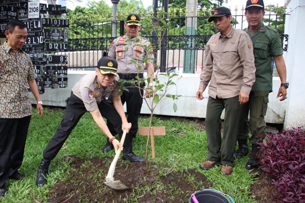 Mutasi Mengejutkan di Polrestabes Bandung!