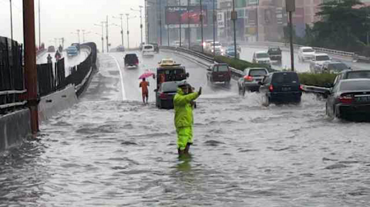 Siaga 1! Banjir Ancam Jakarta?