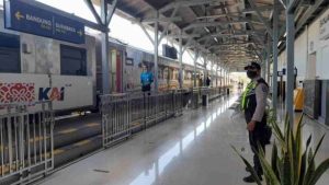 Heboh! Damri Ditolak di Stasiun Banjar!