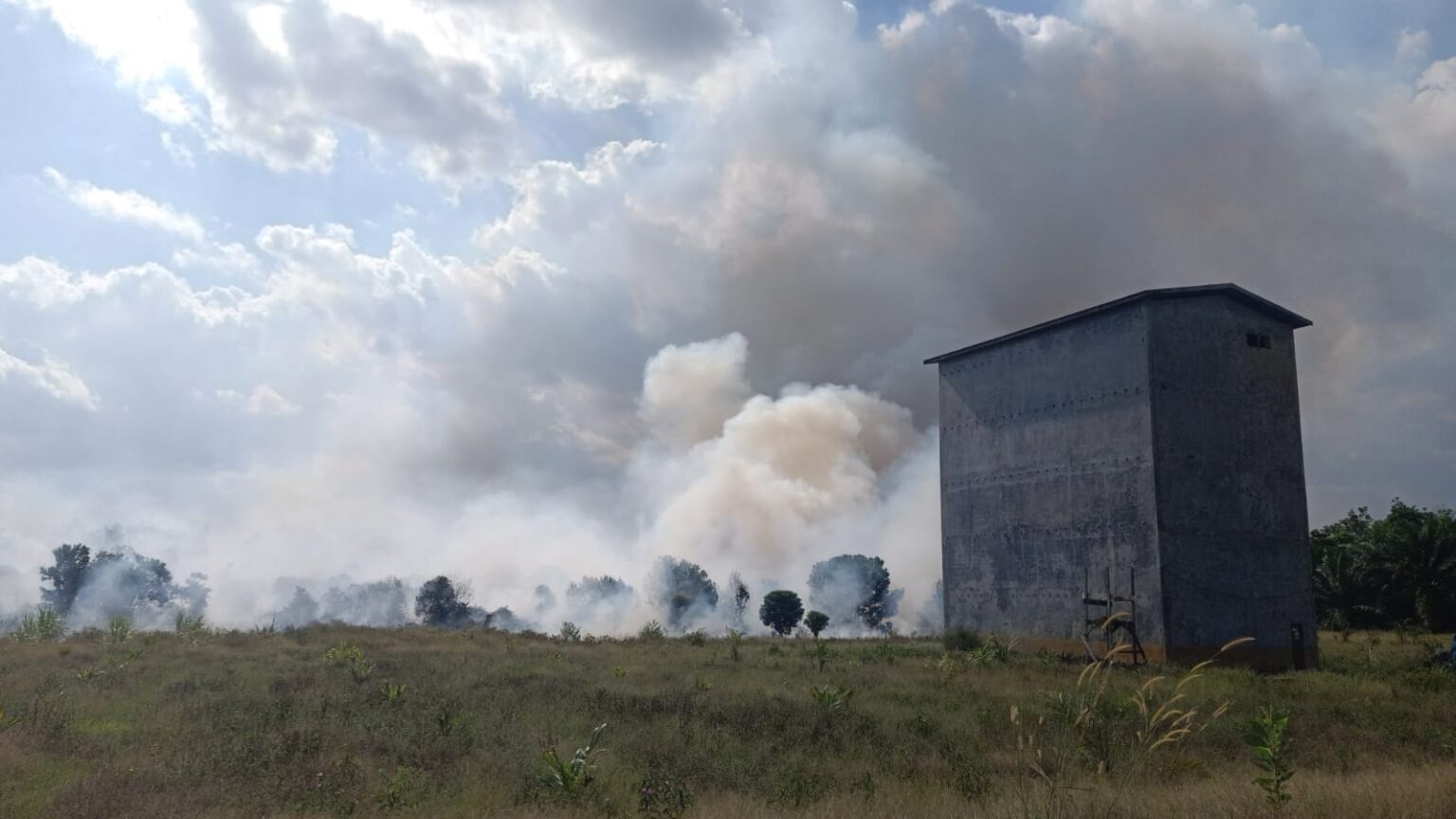 Bencana Puncak: Proyek Megah Ancam Warga? Gubernur Turun Tangan!