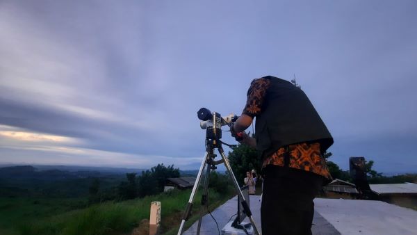 Heboh! Hilal Tak Muncul, Lebaran Kapan?