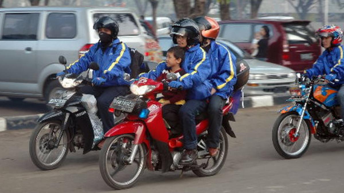 Musim Mudik: Bahaya Mengintai Pemudik Sepeda Motor!