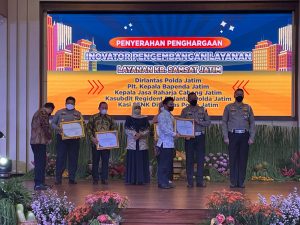 Samsat Soreang: Antrean Panjang, Tuduhan Prioritas Berkas Titipan Memanas!