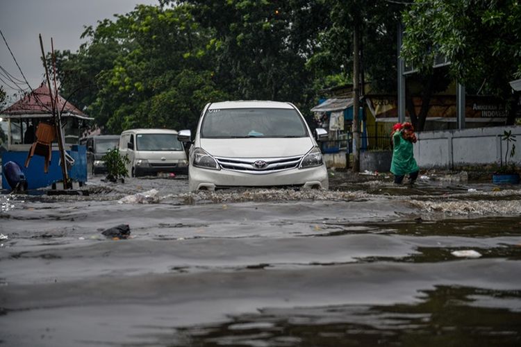 Banjir Bandung Timur: Kolam Retensi Tak Cukup?