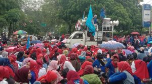 Aksi Mengejutkan! Ratusan Warga Kepung BPN Bandung