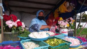 Rezeki Lebaran Pedagang Bunga Cimahi!