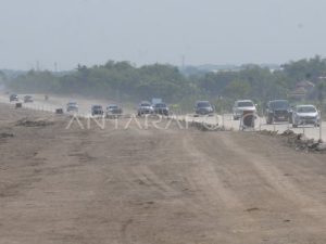 Hanya Separuh Pemudik Lewati Tol?